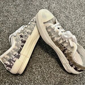 Dior B23 Sneakers (low top)